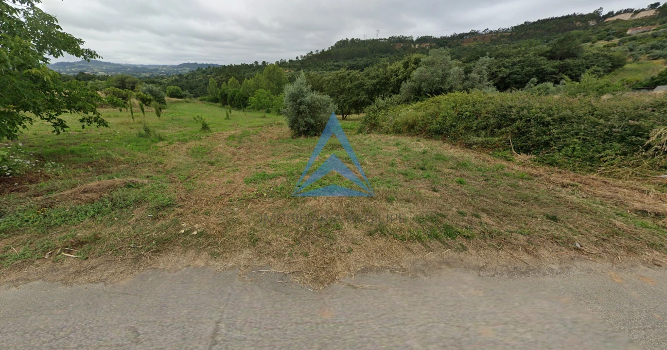 Terreno para Venda em Santiago e São Simão de Litém e Albergaria dos Doze Foto 4