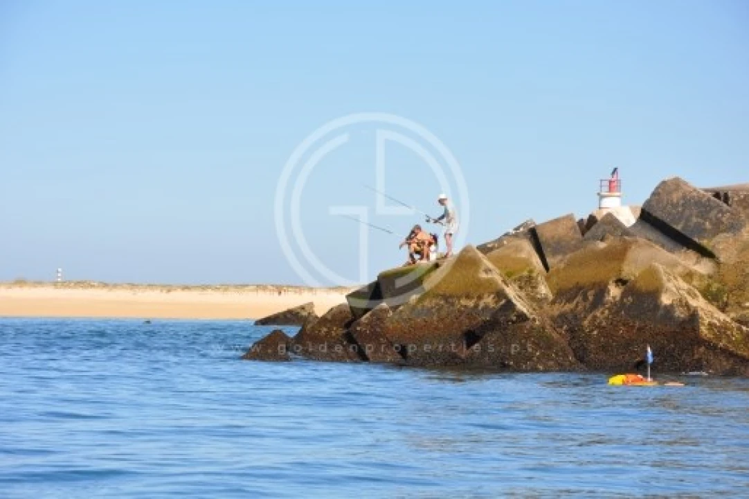 Moradia T3 para Venda em Faro (Sé e São Pedro) Foto 14