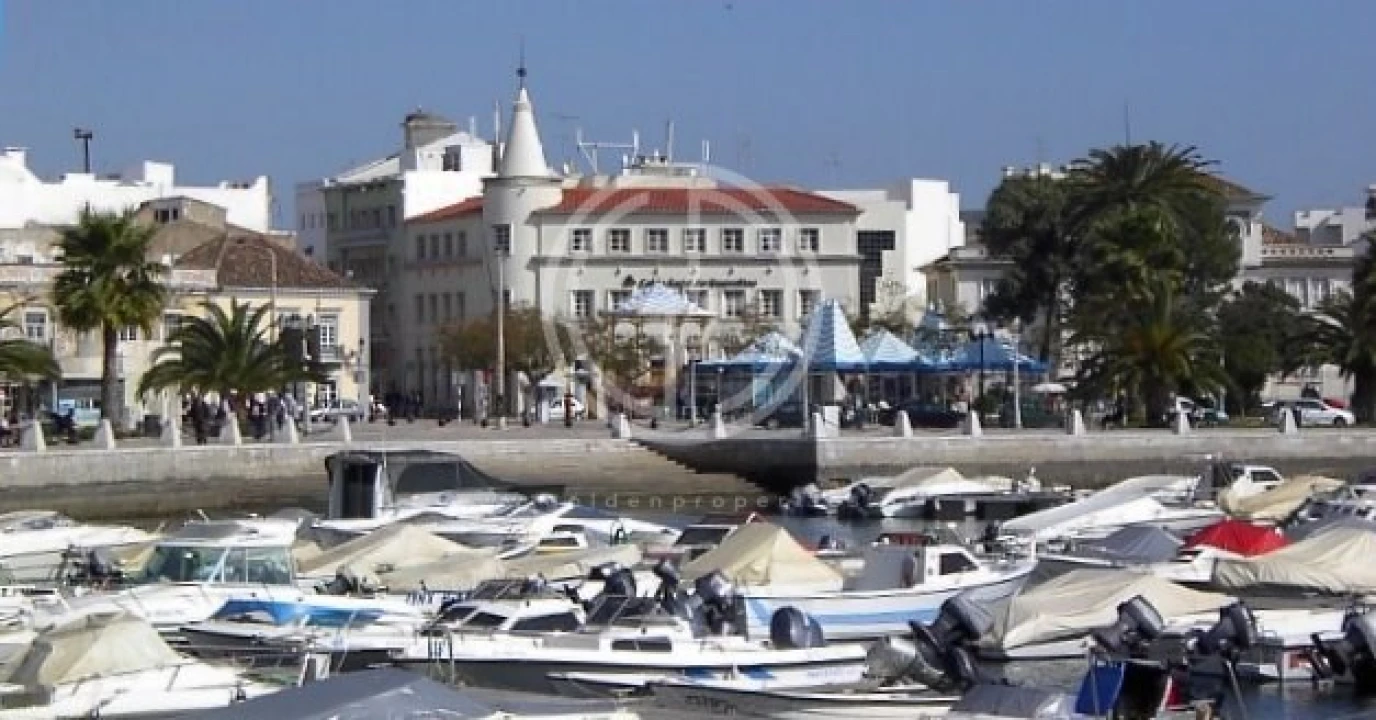 Moradia T3 para Venda em Faro (Sé e São Pedro) Foto 15