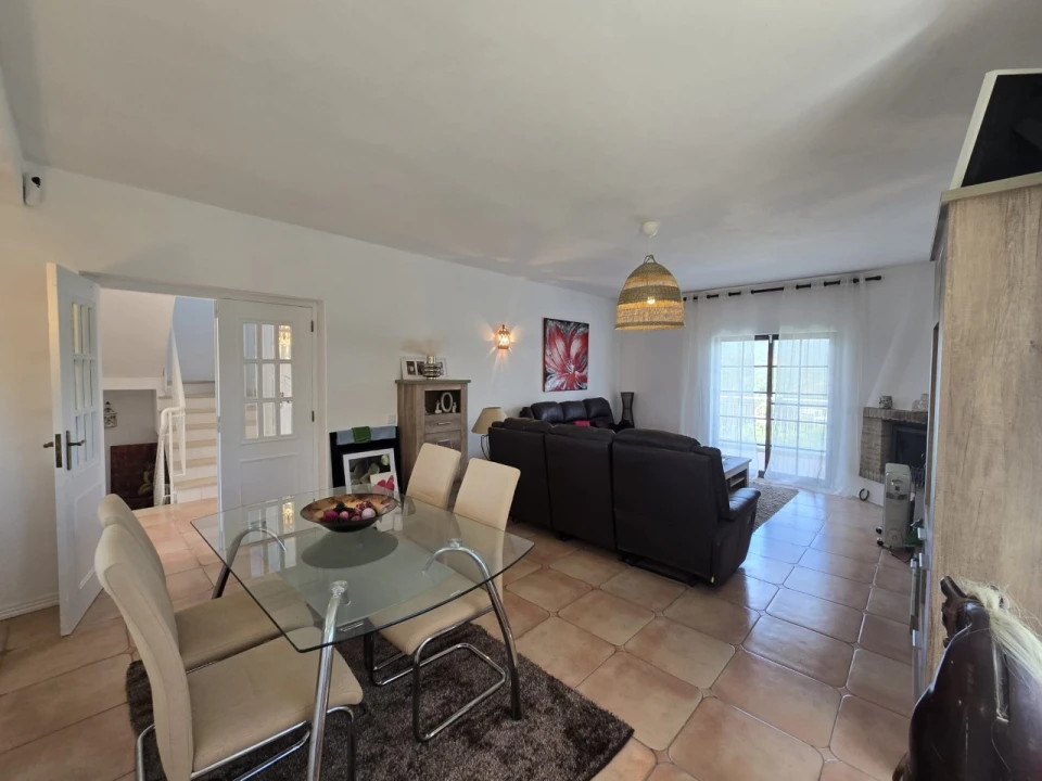 Quinta T3 para Venda em Santa Catarina da Fonte do Bispo Foto 14