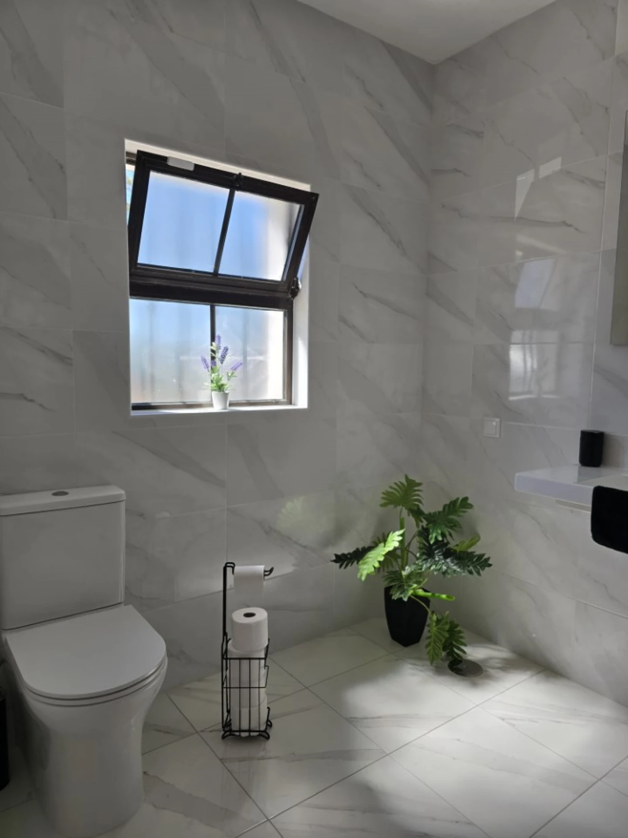 Quinta T3 para Venda em Santa Catarina da Fonte do Bispo Foto 16