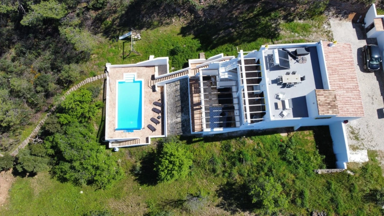 Quinta T3 para Venda em Santa Catarina da Fonte do Bispo Foto 20