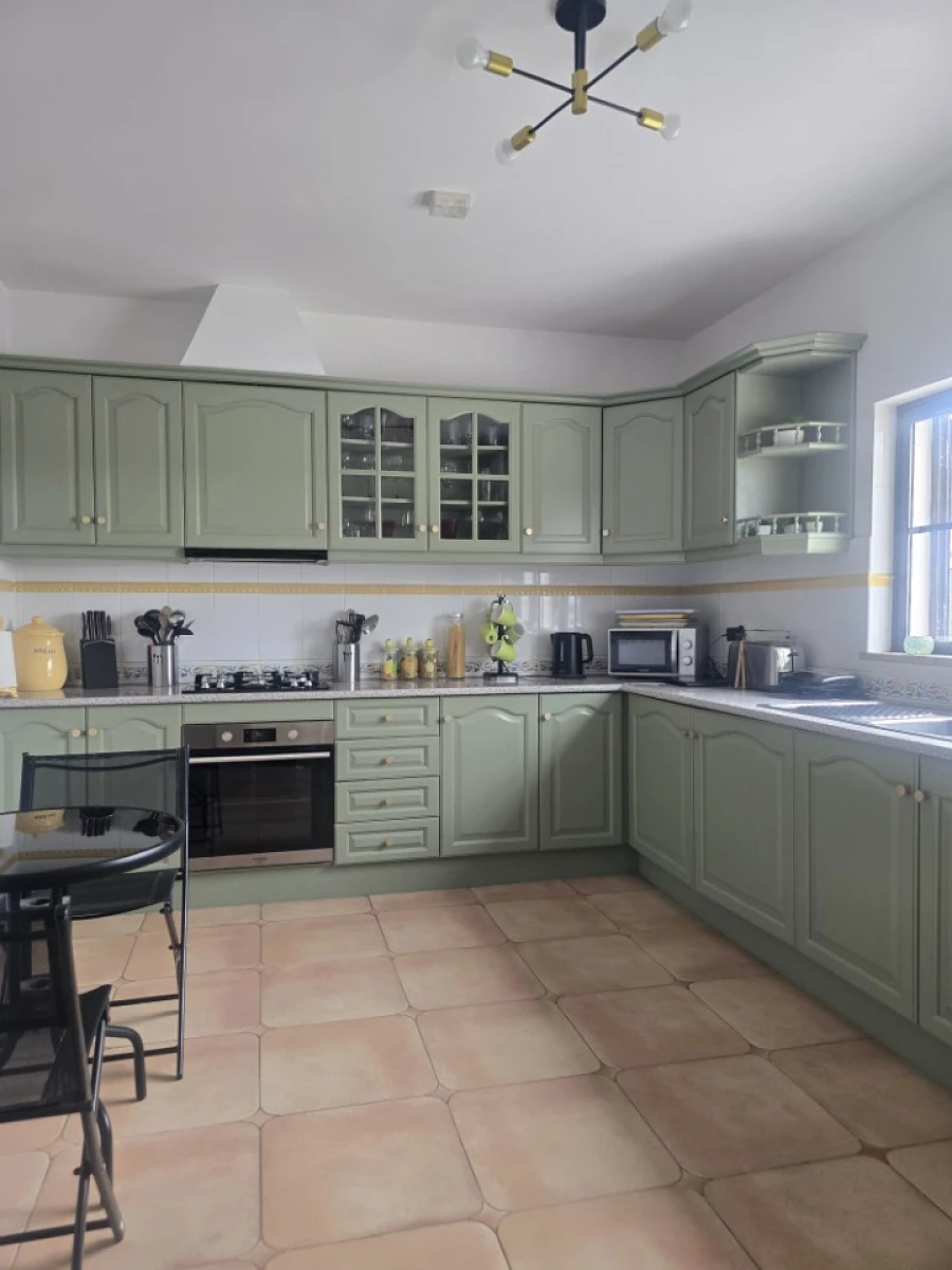 Quinta T3 para Venda em Santa Catarina da Fonte do Bispo Foto 4