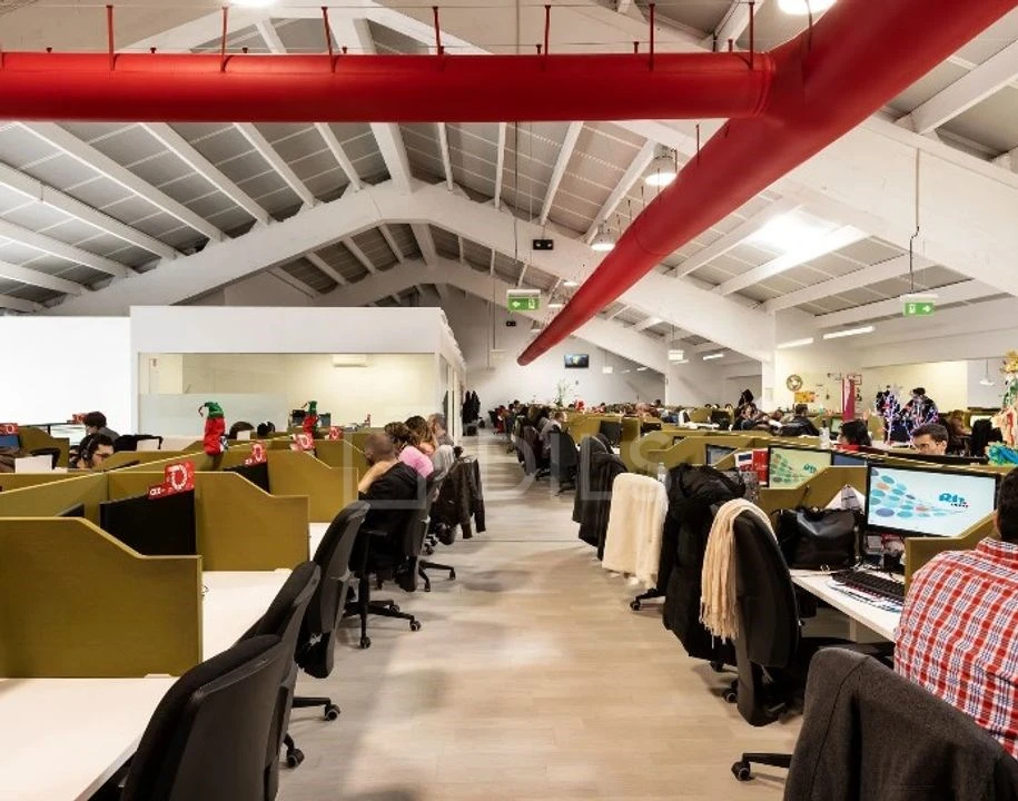 Prédio para Arrendamento em Custóias, Leça do Balio e Guifões Foto 7