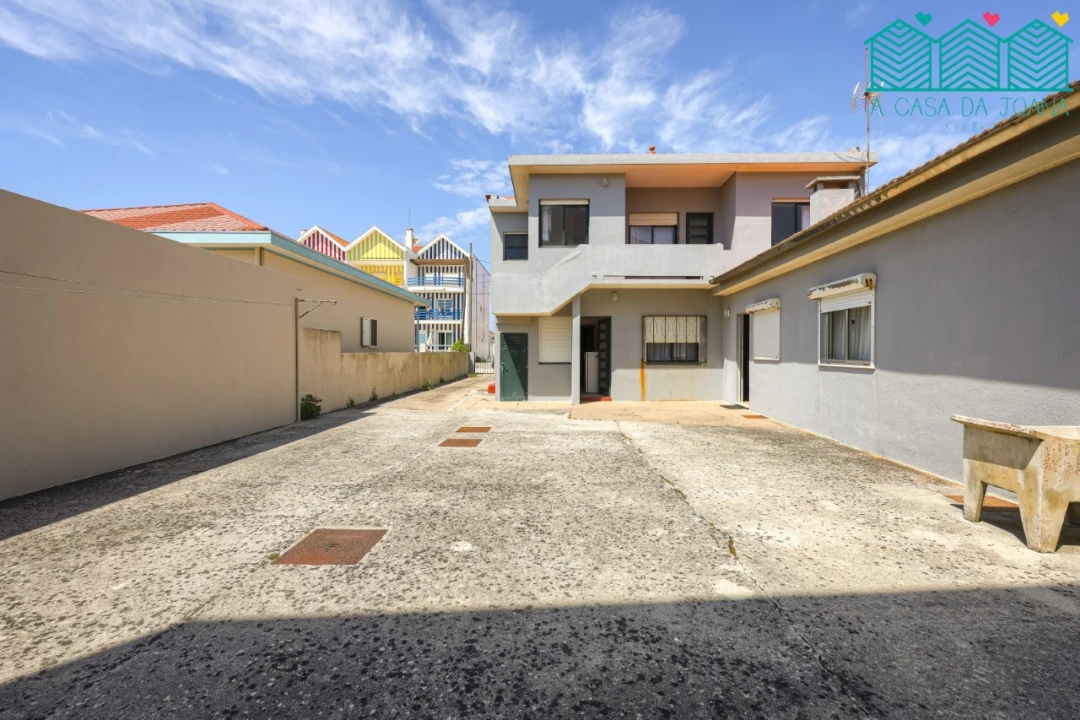 Moradia T5 para Venda em Gafanha da Encarnação Foto 33