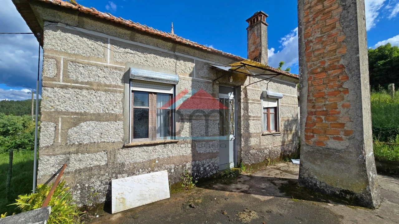 Moradia T3 para Venda em Longos Vales Foto 8