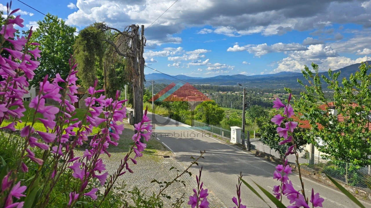 Moradia T3 para Venda em Longos Vales Foto 11