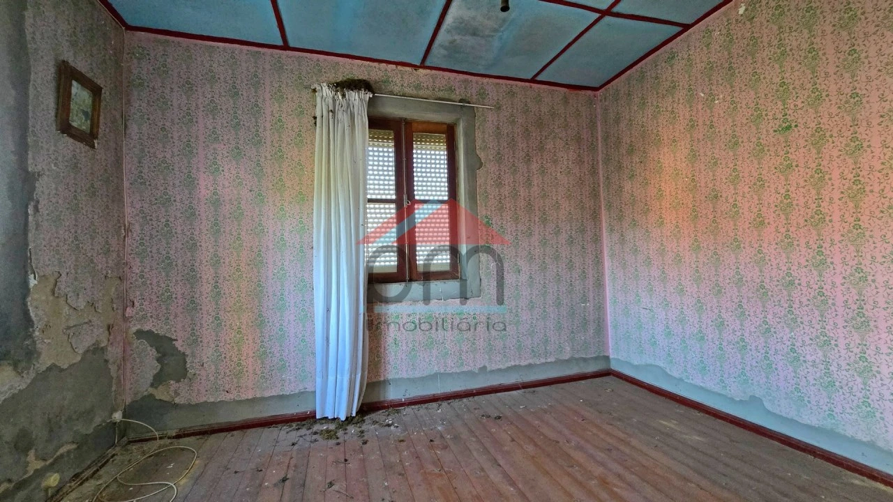 Moradia T3 para Venda em Longos Vales Foto 19