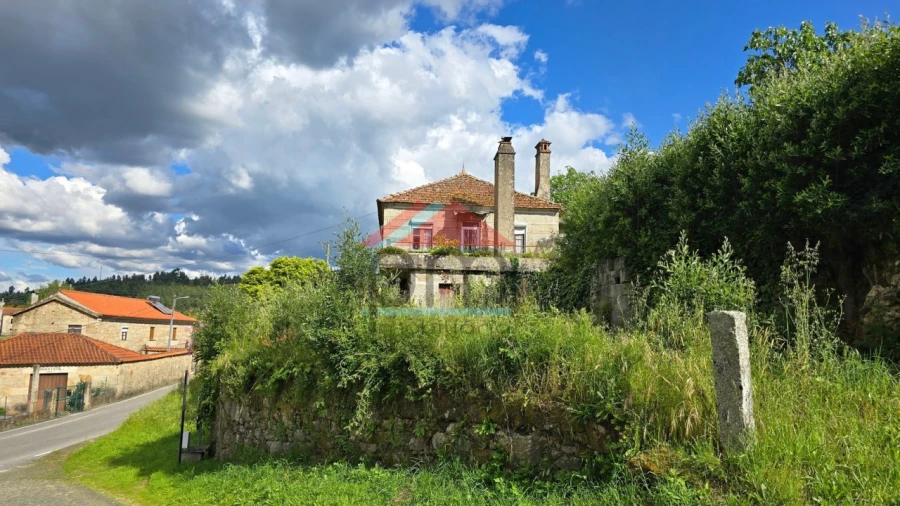 Moradia T3 para Venda em Longos Vales Foto 13