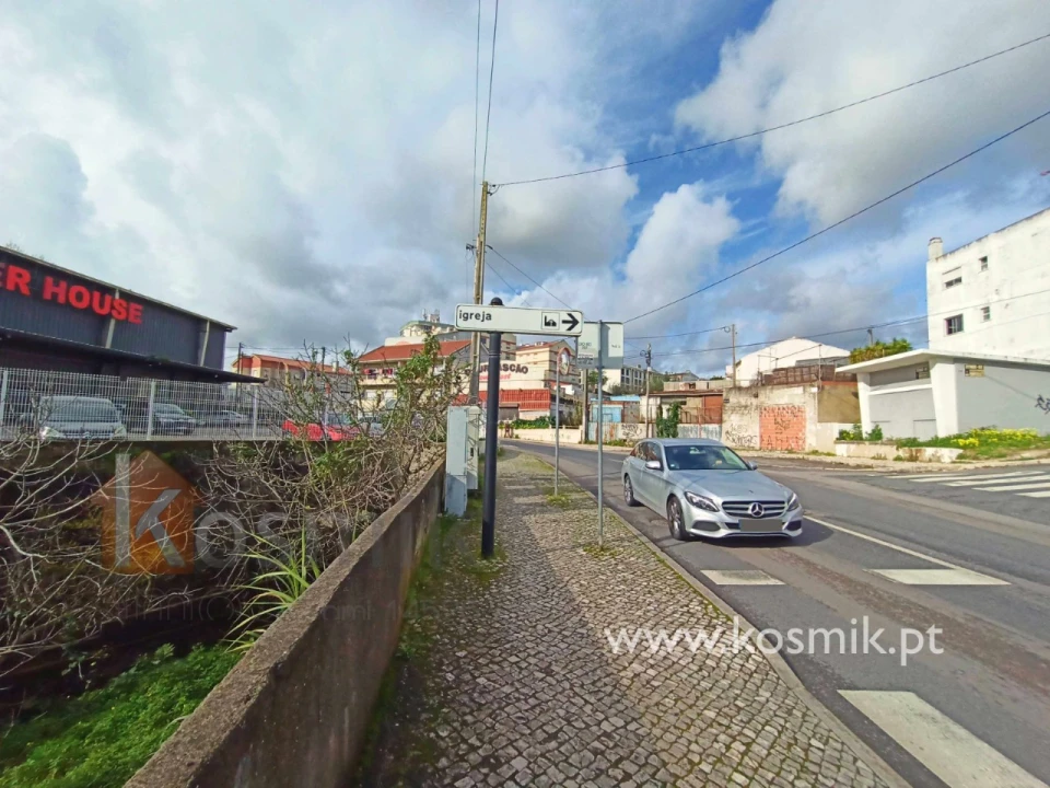 Loja para Venda em Pontinha e Famões Foto 24
