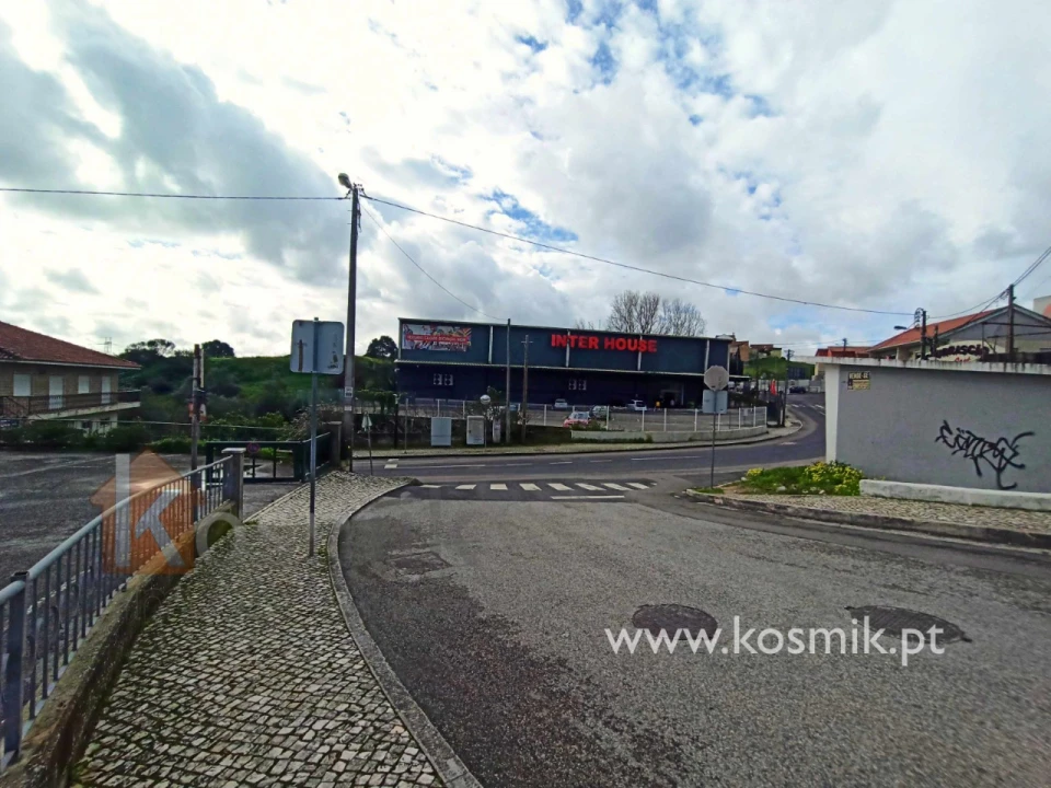Loja para Venda em Pontinha e Famões Foto 30