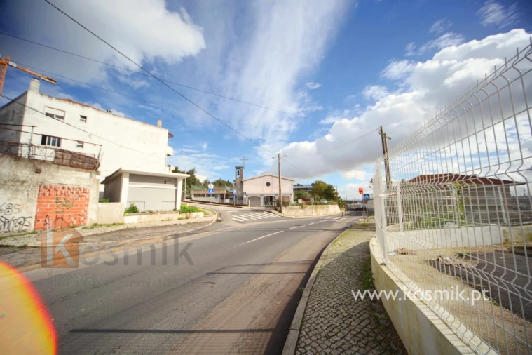 Loja para Venda em Pontinha e Famões Foto 12