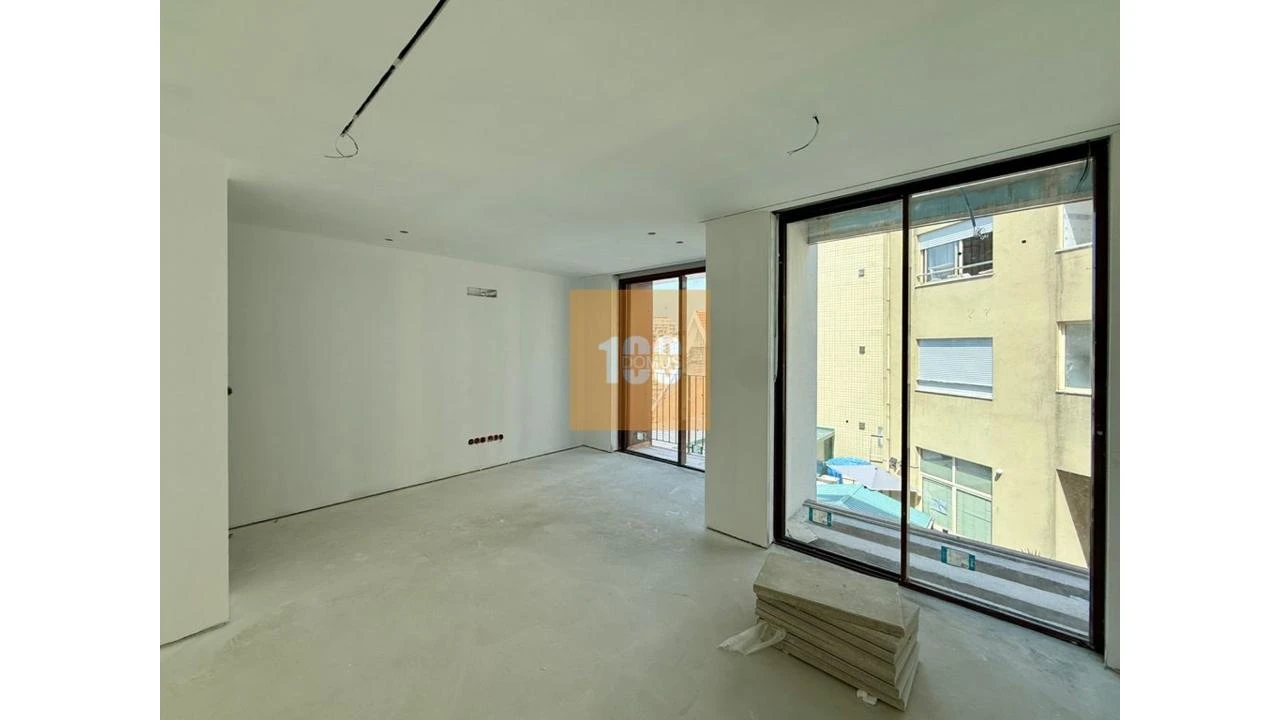 Apartamento T1 para Venda em Cedofeita, Santo Ildefonso, Sé, Miragaia, São Nicolau e Vitória Foto 17