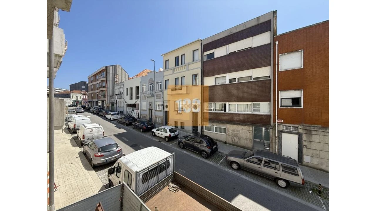 Apartamento T1 para Venda em Cedofeita, Santo Ildefonso, Sé, Miragaia, São Nicolau e Vitória Foto 13