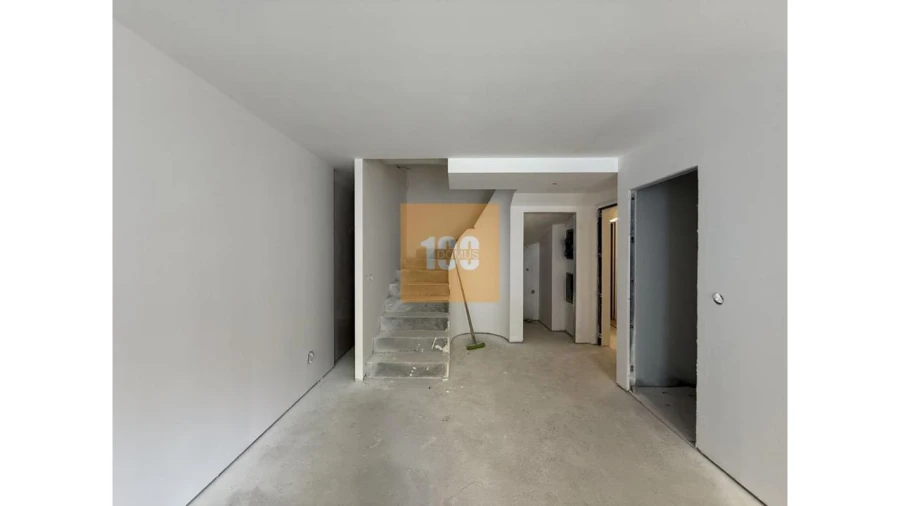 Apartamento T2 para Venda em Cedofeita, Santo Ildefonso, Sé, Miragaia, São Nicolau e Vitória Foto 17