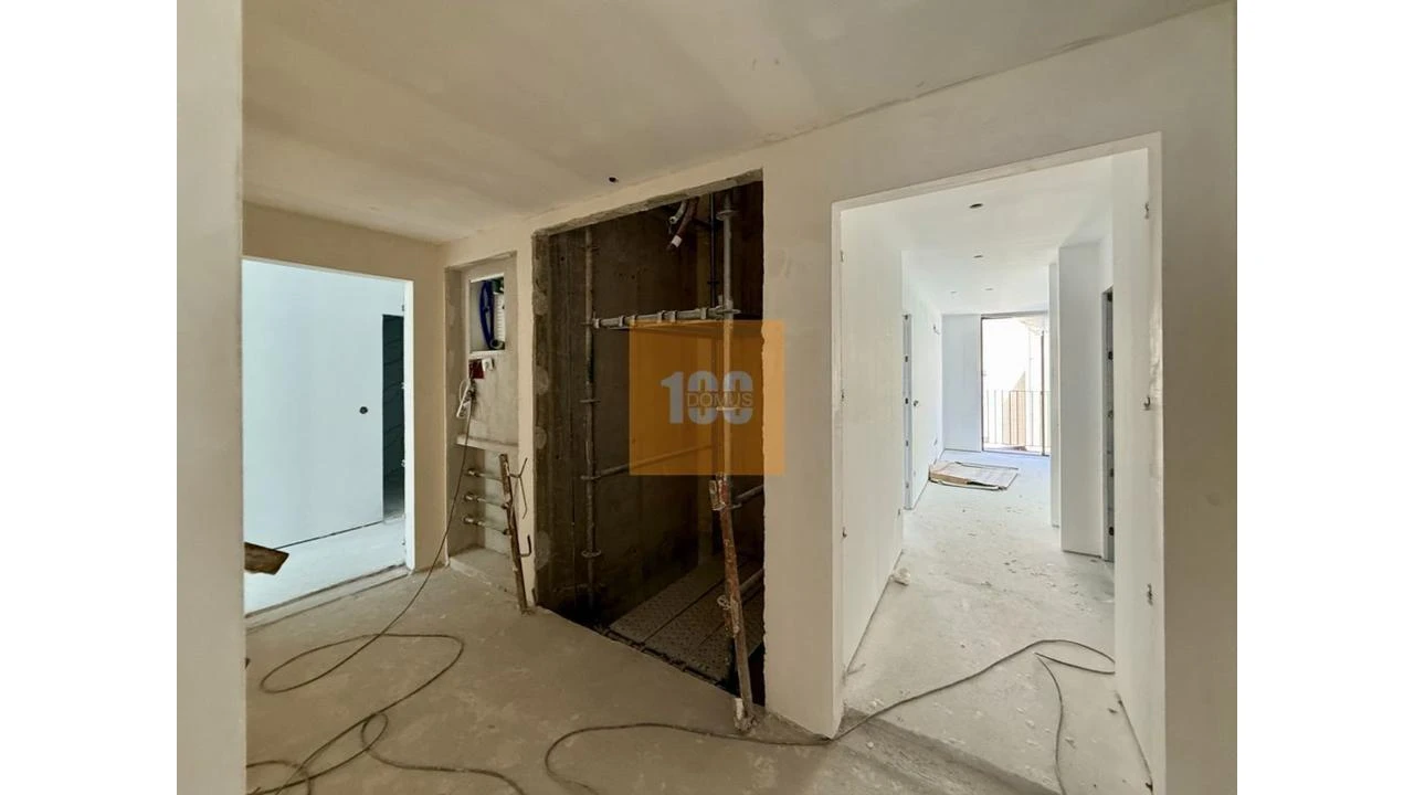 Apartamento T1 para Venda em Cedofeita, Santo Ildefonso, Sé, Miragaia, São Nicolau e Vitória Foto 6