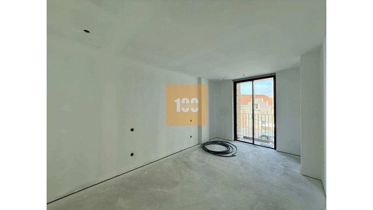 Apartamento T1 para Venda em Cedofeita, Santo Ildefonso, Sé, Miragaia, São Nicolau e Vitória Foto 16