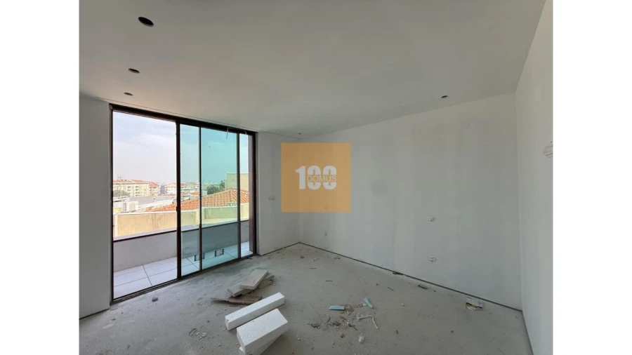 Apartamento T3 para Venda em Cedofeita, Santo Ildefonso, Sé, Miragaia, São Nicolau e Vitória Foto 10