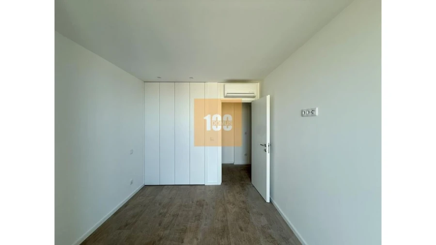 Apartamento T2 para Venda em Cedofeita, Santo Ildefonso, Sé, Miragaia, São Nicolau e Vitória Foto 13