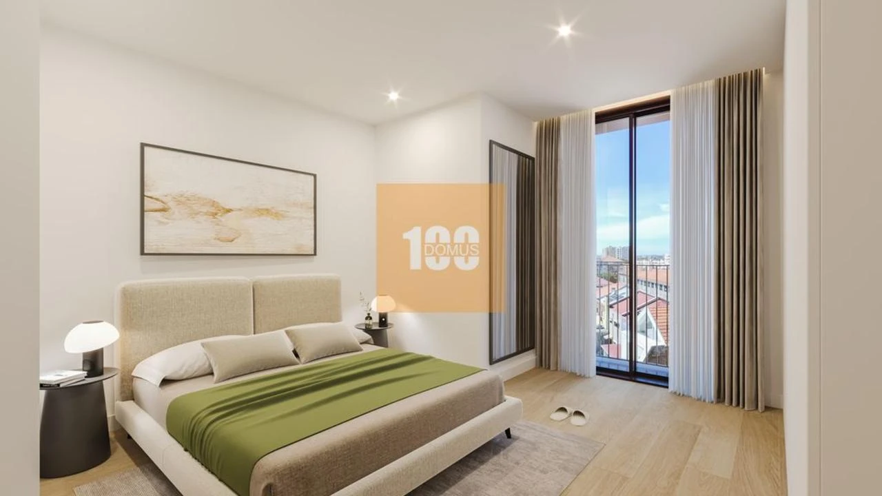 Apartamento T2 para Venda em Cedofeita, Santo Ildefonso, Sé, Miragaia, São Nicolau e Vitória Foto 4