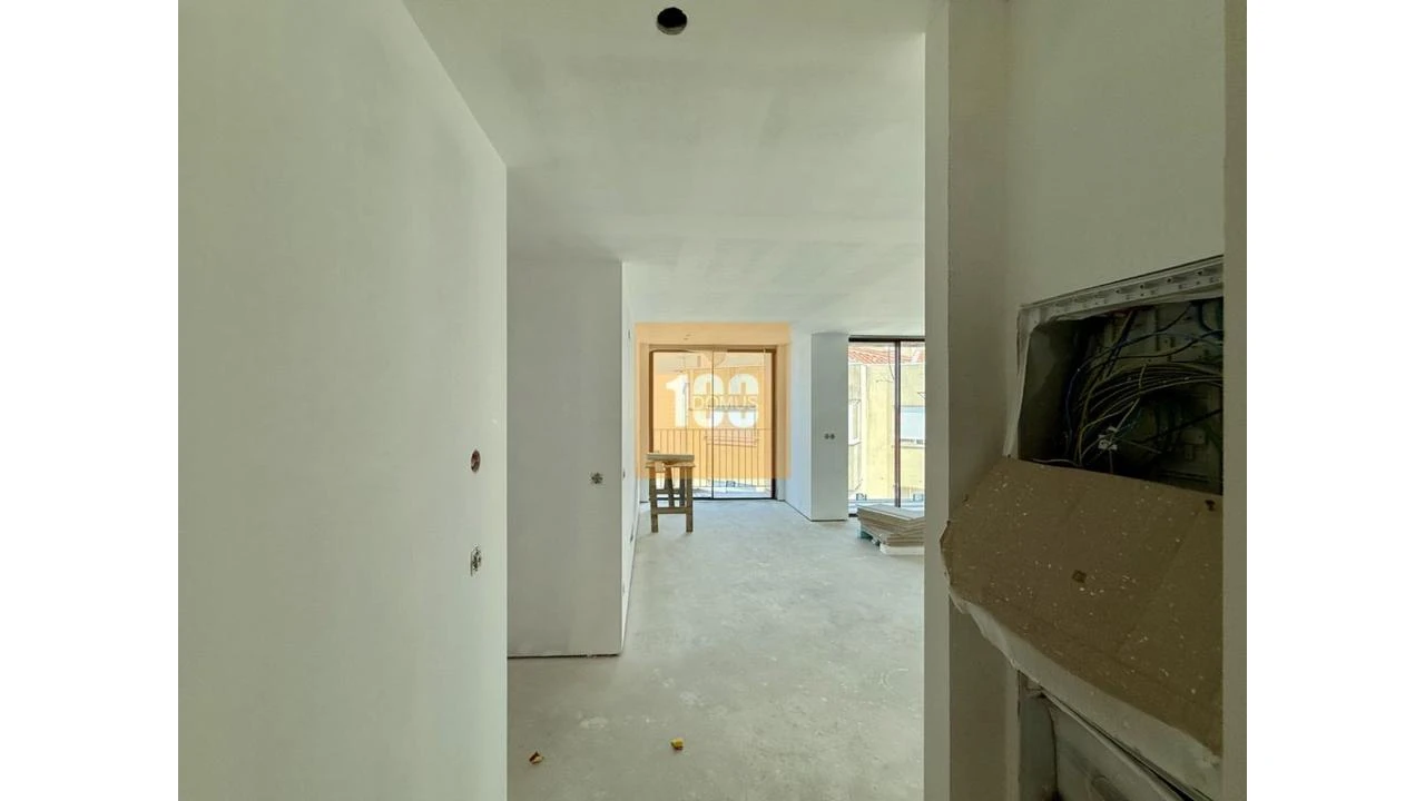 Apartamento T2 para Venda em Cedofeita, Santo Ildefonso, Sé, Miragaia, São Nicolau e Vitória Foto 11
