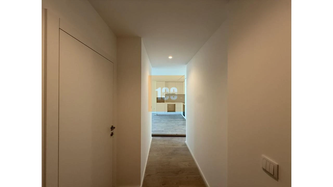 Apartamento T2 para Venda em Cedofeita, Santo Ildefonso, Sé, Miragaia, São Nicolau e Vitória Foto 21