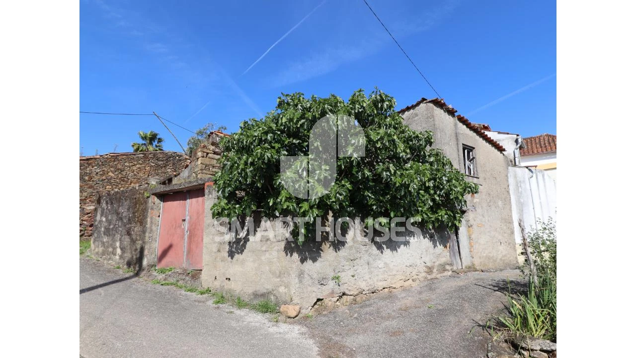 Moradia T1 para Venda em São Martinho da Cortiça Foto 1