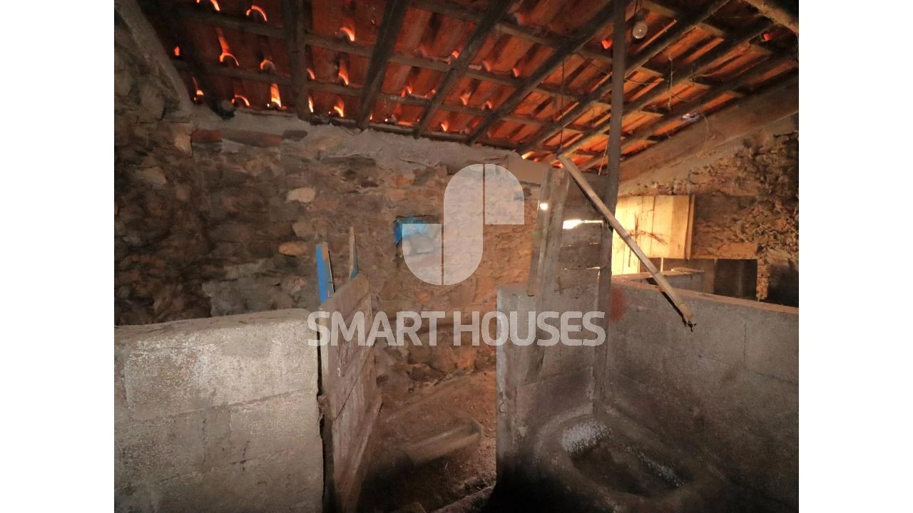 Moradia T1 para Venda em São Martinho da Cortiça Foto 9