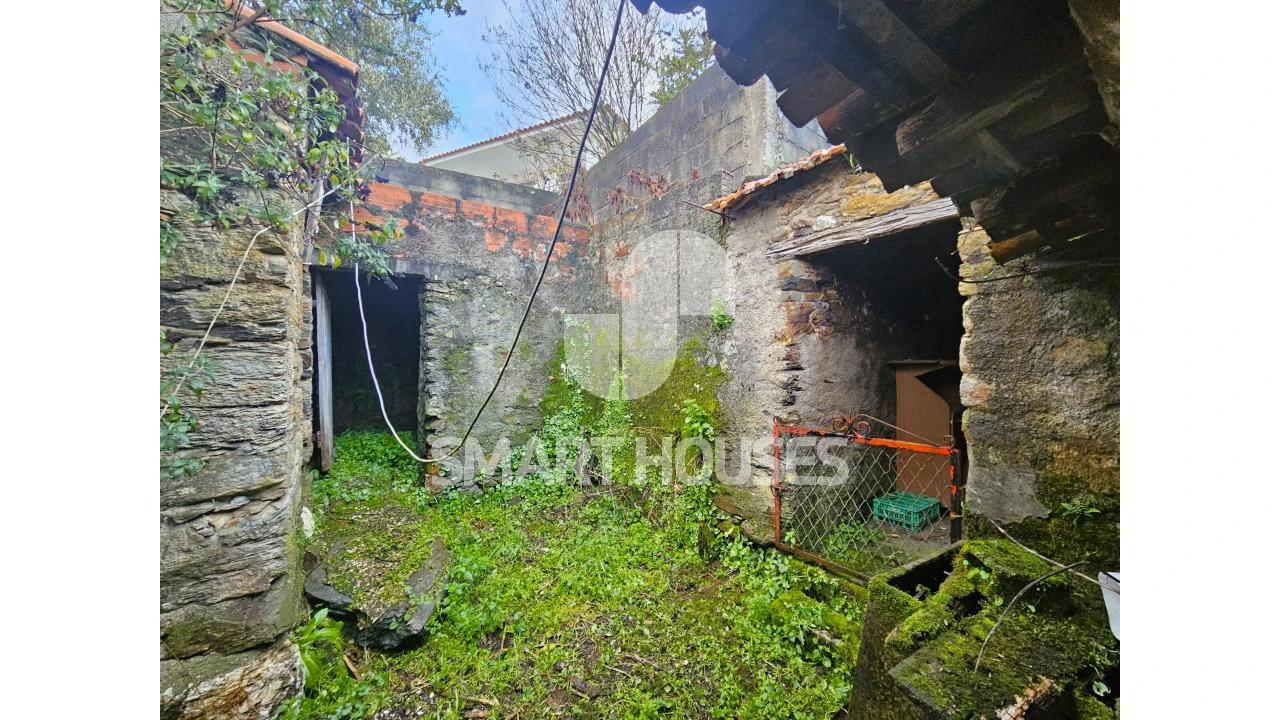 Moradia T1 para Venda em São Martinho da Cortiça Foto 11