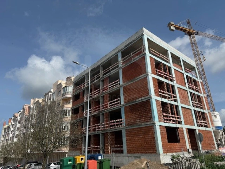 Apartamento T2 para Venda em Algueirão-Mem Martins Foto 1