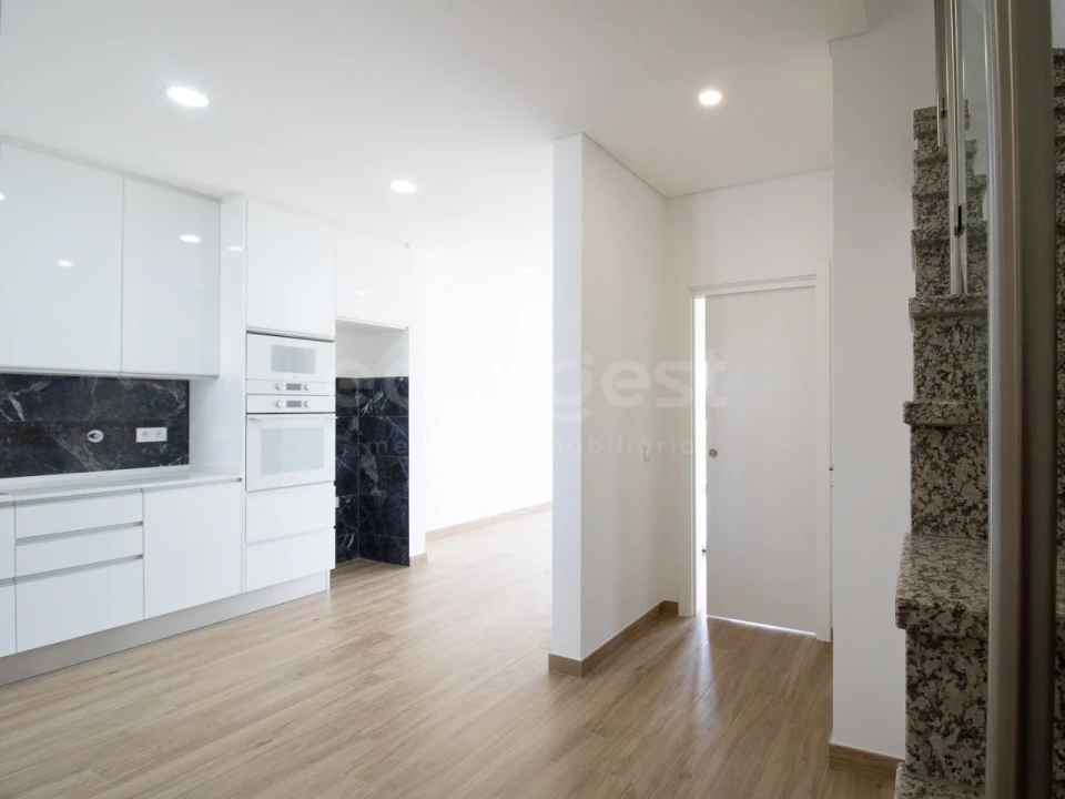 Quinta T2 para Venda em Altura Foto 13