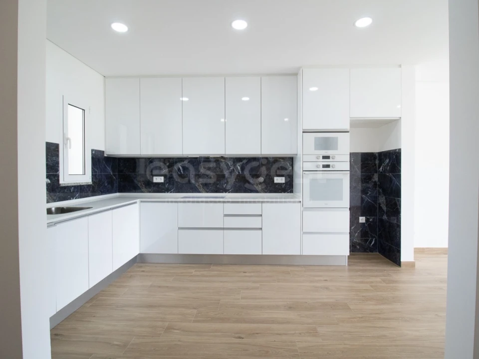 Quinta T2 para Venda em Altura Foto 14