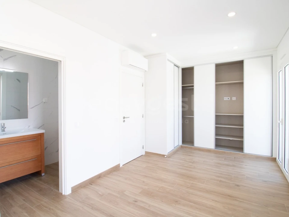 Quinta T2 para Venda em Altura Foto 32