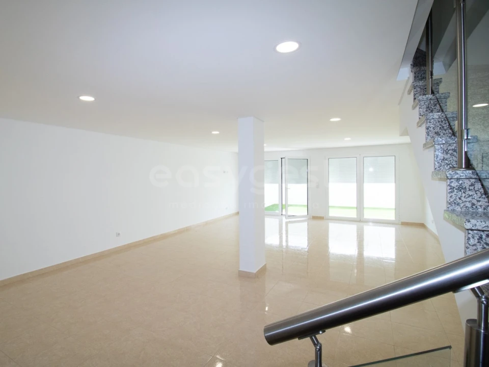 Quinta T2 para Venda em Altura Foto 43