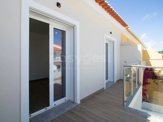 Quinta T2 para Venda em Altura Foto 33