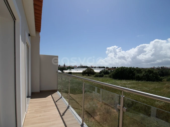 Quinta T2 para Venda em Altura Foto 42