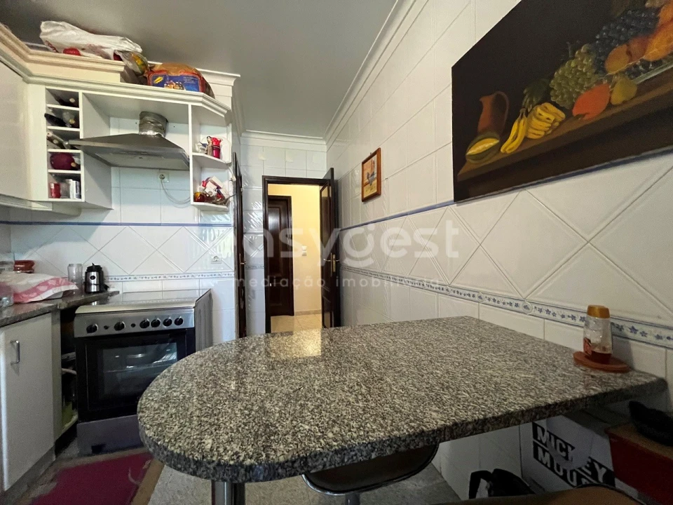 Apartamento T2 para Venda em Falagueira-Venda Nova Foto 7