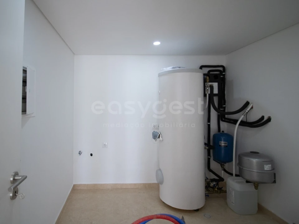 Quinta T2 para Venda em Altura Foto 44