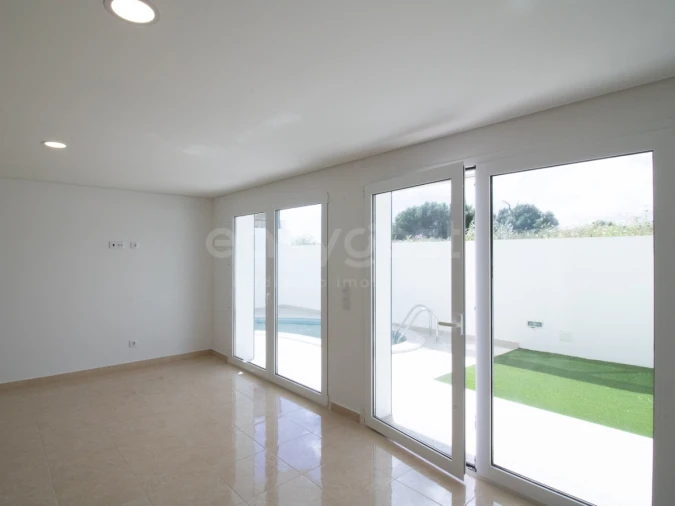 Quinta T2 para Venda em Altura Foto 45