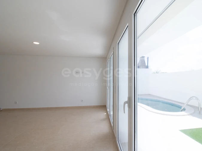 Quinta T2 para Venda em Altura Foto 46