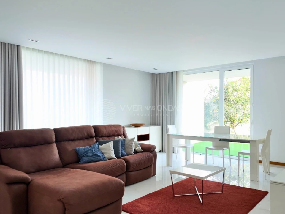 Moradia T7 para Venda em Meixomil Foto 9