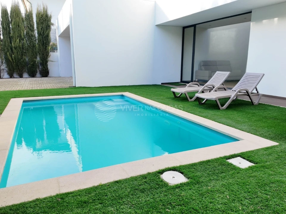 Moradia T7 para Venda em Meixomil Foto 3