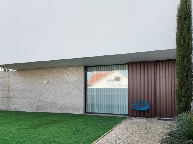 Moradia T7 para Venda em Meixomil Foto 52