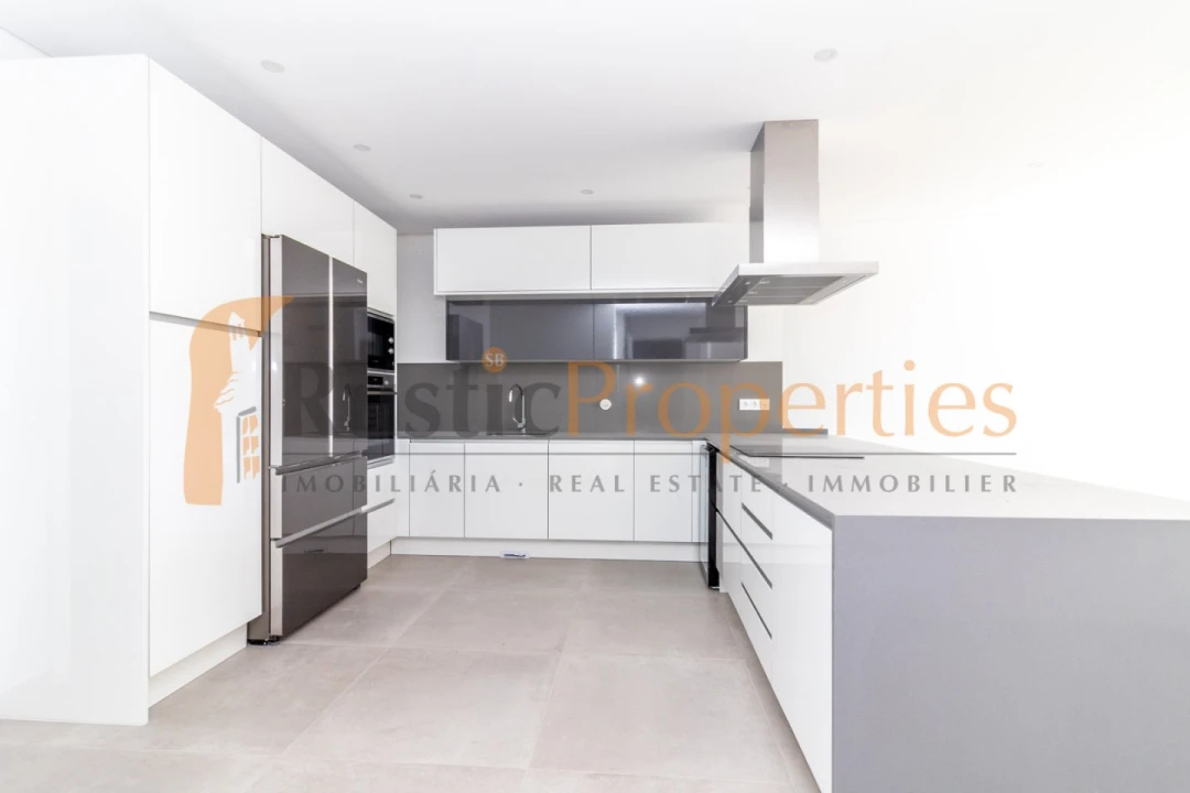 Apartamento T2 para Venda em Loule (São Sebastião) Foto 3