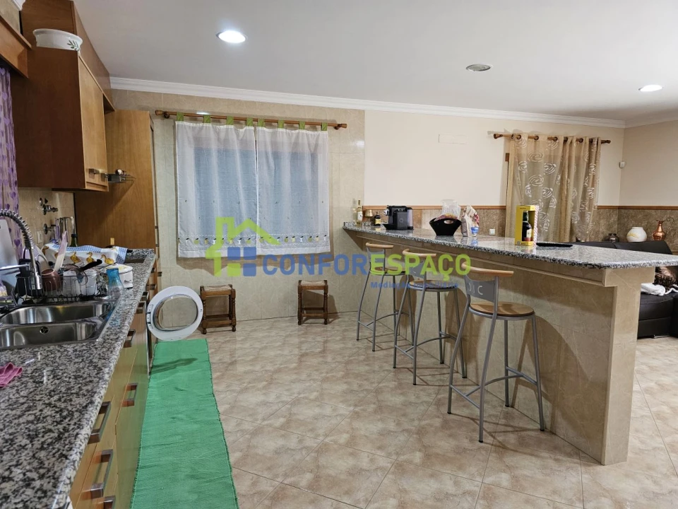 Moradia T4 para Venda em Castelo Branco Foto 9