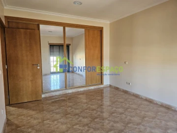 Moradia T4 para Venda em Castelo Branco