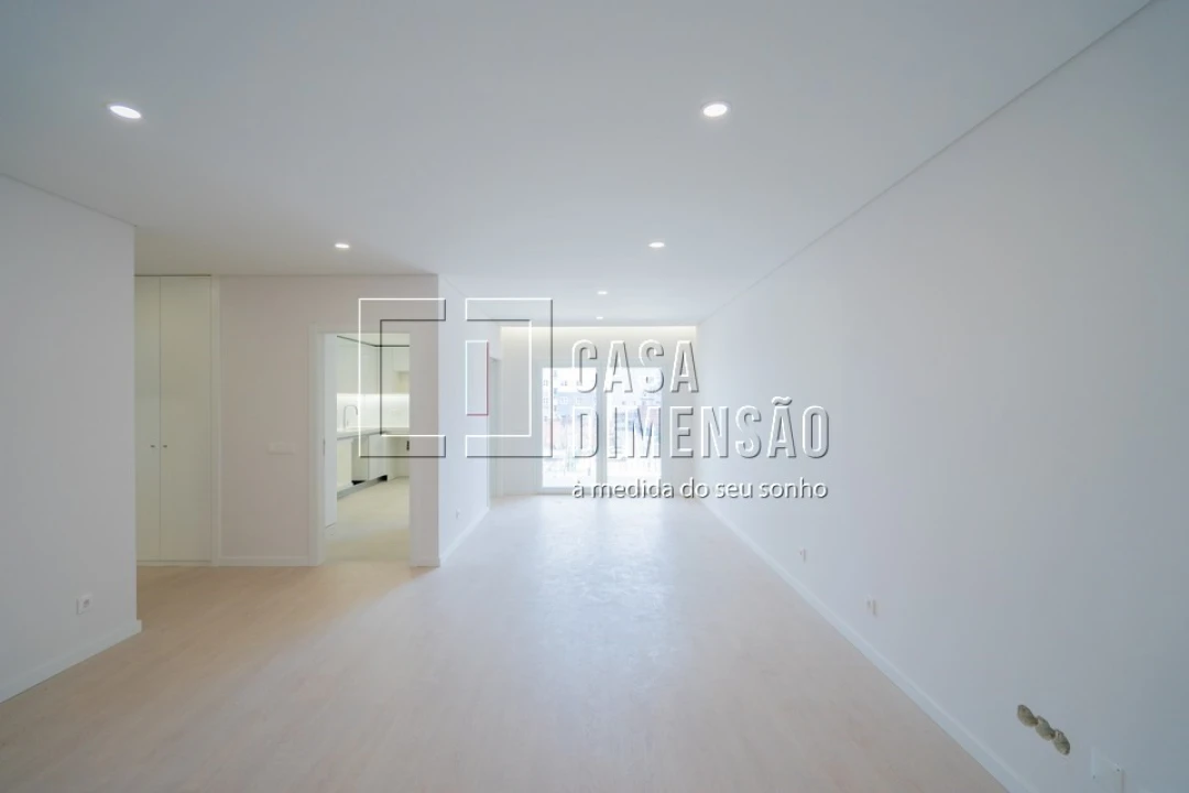 Apartamento T2 para Venda em Venteira Foto 2