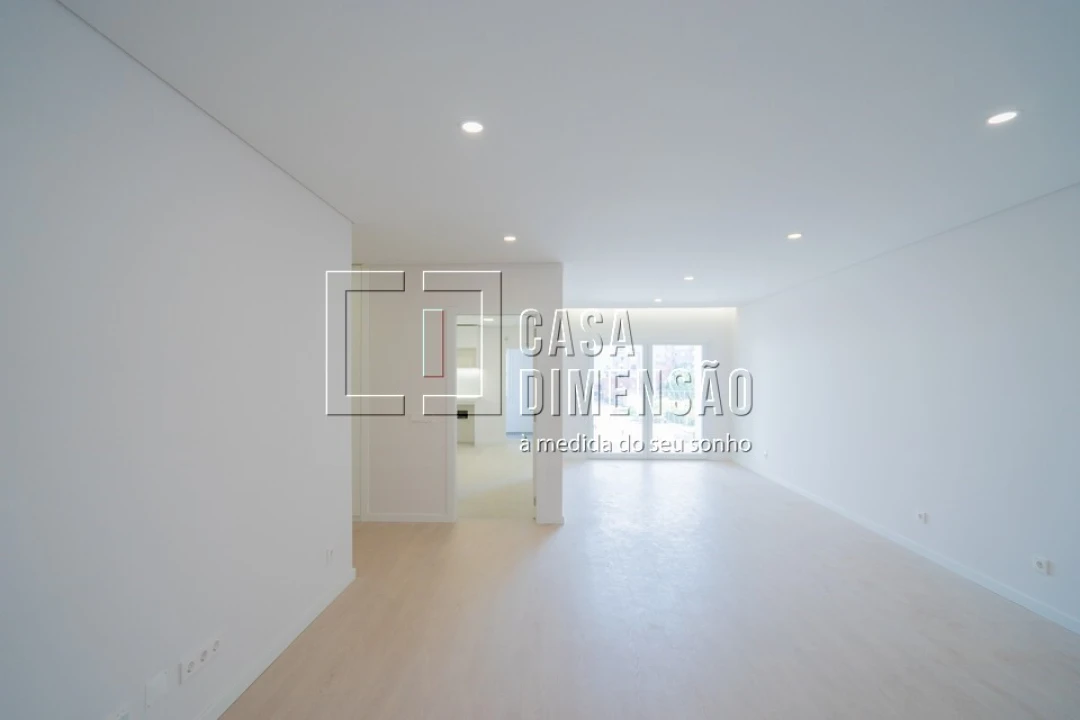 Apartamento T2 para Venda em Venteira Foto 10