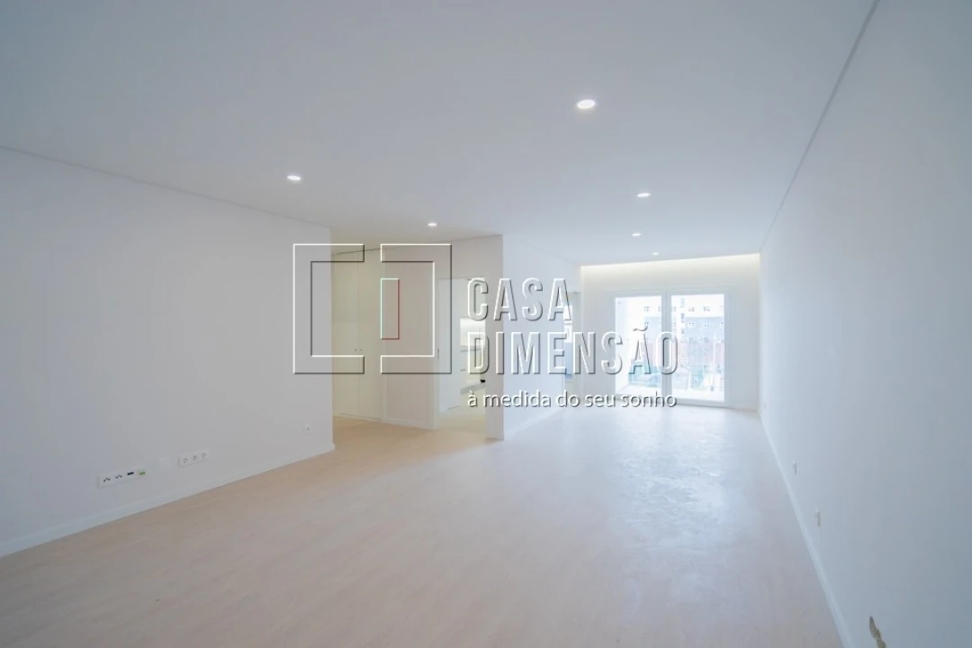 Apartamento T2 para Venda em Venteira Foto 11