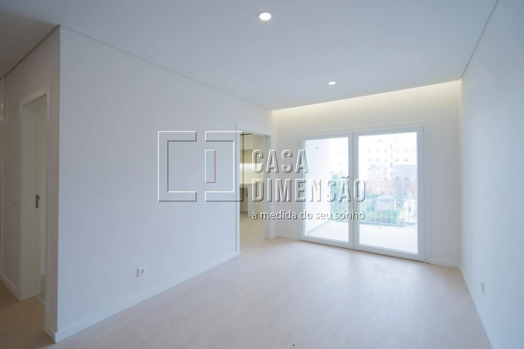 Apartamento T2 para Venda em Venteira Foto 12